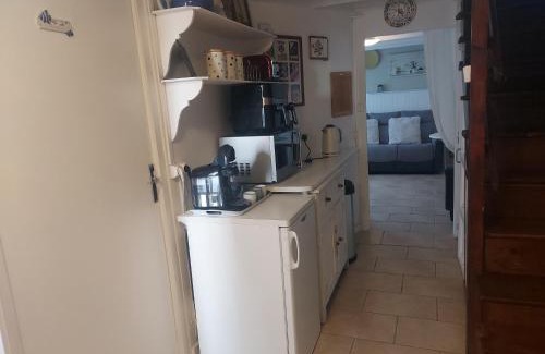 Confolens Maison | 2 Bed House with Mountain View Garden and Bbq