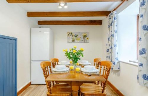 St Austell Maison | 2 Bed in Charlestown 82609