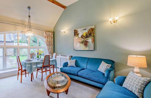 Pencombe Maison | 2 Bed in Pencombe 27478