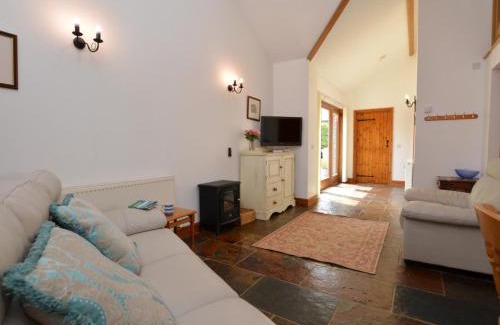 Alweston Maison | 2 Bed in Sherborne FOLKI