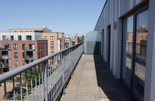 Brooklands Appartement | 2 Bed Penthouse near Romford Station with Free Parking