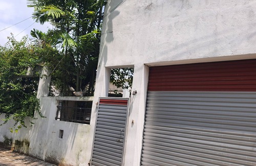 Polgasowita Maison | 2 bed room clean and cozy, safe and quite lodging away from Colombo traffic.