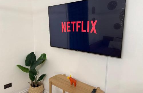 Brownswood Appartement | 2 Bed - Self Check-In - Free WiFi - Sleeps 6 - Finsbury Park - AFC