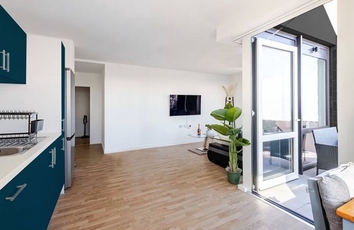 Barking Appartement | Skyview Elegance Luxury Top-Floor Next To Barking Station