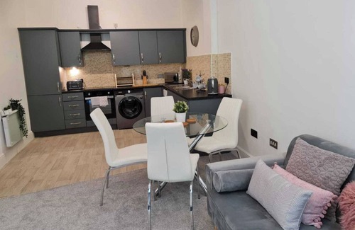 Sutton-in-Craven Appartement | 2 Bed Woodland Retreat - Garden & Free Parking