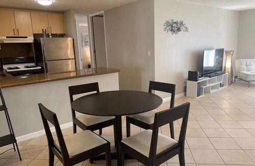 Diamond Head - Kapahulu - St. Louis Copropriété | 2 bedroom 1 bathroom, walk to world famous Waikiki beach only 0.3mi
