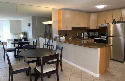 Diamond Head - Kapahulu - St. Louis Copropriété | 2 bedroom 1 bathroom, walk to world famous Waikiki beach only 0.3mi