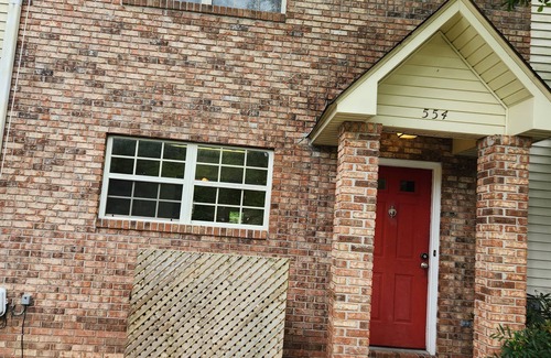 Tallahassee Maison | 2 Bedroom 2.5 Bath Near Tallahassee Memorial and Downtown