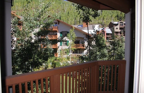 Salt Lake Mountain Resorts Copropriété | Large unité calme face à la cour pour 8 personnes