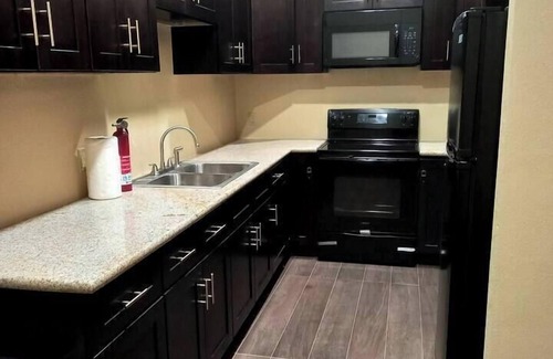 Freeport Appartement | 2 Bedroom 2 bathroom Unit.