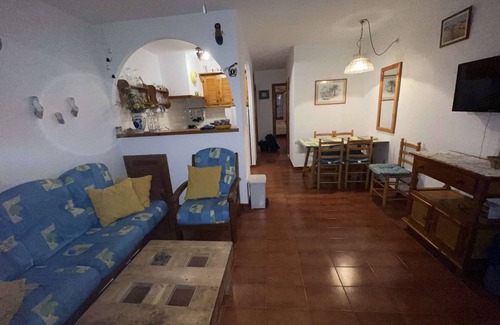 Arenal d'en Castell Appartement | Appartement avec piscine, jardins partagés et vue sur mer