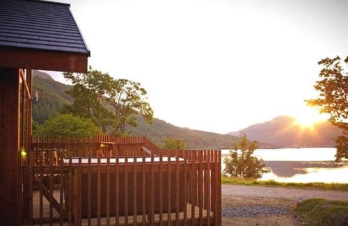 Ardgartan Cabine | 2 bedroom accommodation in Arrochar, Argyll and Bute