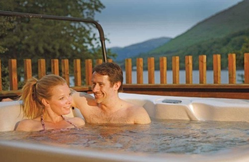Ardgartan Cabine | 2 bedroom accommodation in Arrochar, Argyll and Bute