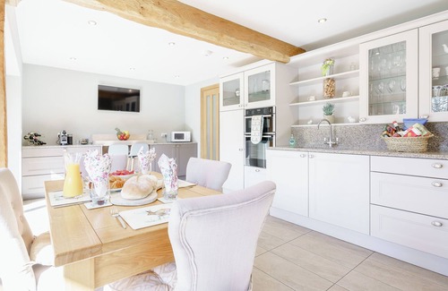Blacko Cottage | 2 bedroom accommodation in Blacko