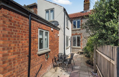 East Runton Cottage | A coastal haven in which to unwind, connect with nature and create cherished memories.