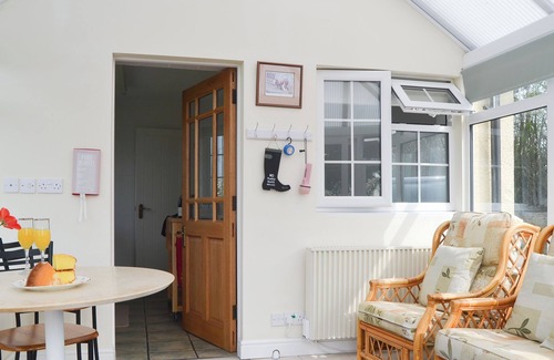 Kington Cottage | Hébergement 2 chambres à Kingswood, près de Kington