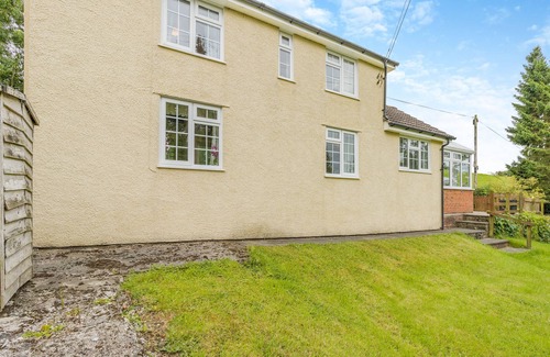 Kington Cottage | Hébergement 2 chambres à Kingswood, près de Kington