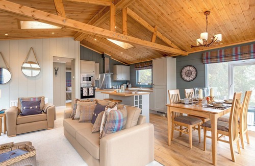 Lauder Chalet De Ski | 2 bedroom accommodation in Lauder