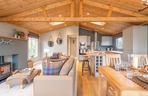 Lauder Chalet De Ski | 2 bedroom accommodation in Lauder