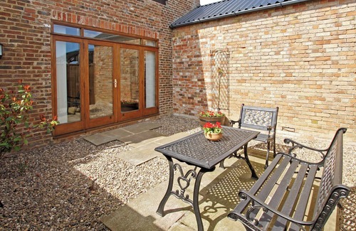 North Somercotes Cottage | 2 bedroom accommodation in North Somercotes, Mablethorpe