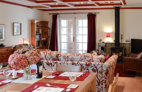 Tain Cottage | 2 chambres hébergement à Balintore, près de Tain