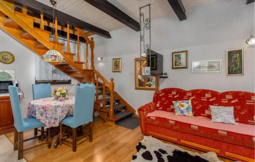 Mala Lesnica Maison | 2 Bedroom Amazing Home In Mala Lesnica