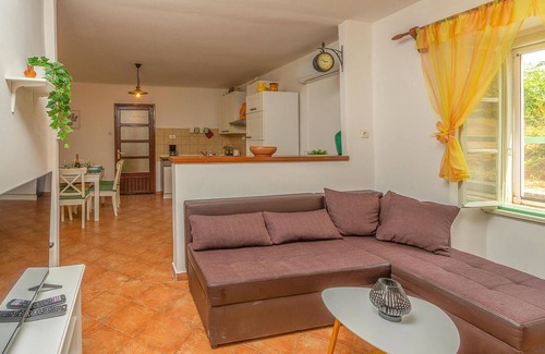 Sumber Maison | 2 chambres hébergement à Nedescina