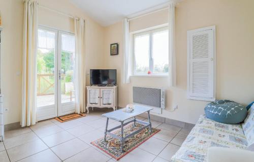 Gueschart Maison | 2 Bedroom Amazing Home In Gueschart