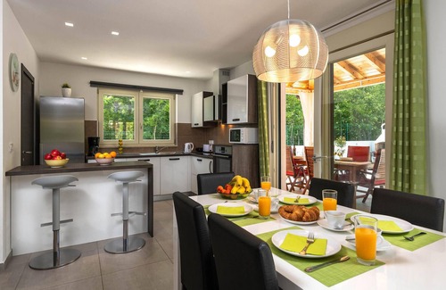 Belavici Maison | Belle maison à Barban avec WiFi