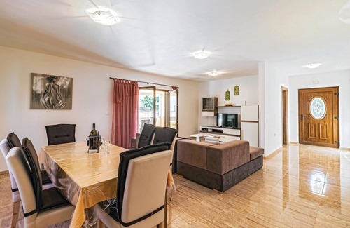 Barbariga Maison | Belle maison de 2 chambres à Betiga
