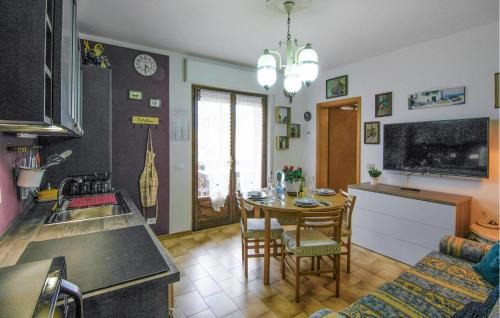 Piano di Mommio Appartement | 2 Bedroom Amazing Apartment In Piano Di Mommio
