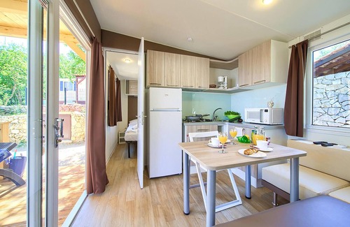 Brzac Maison | 2 bedroom amazing (sta)caravan in Glavotok
