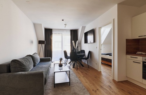 Hirschstetten Appartement | 2-bedroom apartment in enchanting Wien with WiFi, AC, terrace and grill
