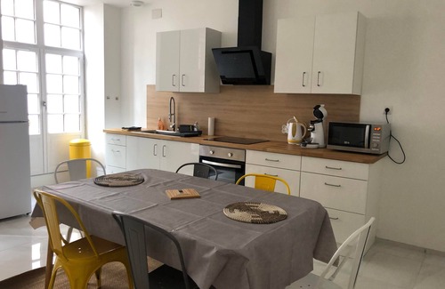 Montbard Appartement | Appartement 2 chambres centre MONTBARD "Chez Delphine et Guillaume"