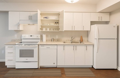 Halton Regional Municipality Appartement | 2-bedroom apartment in nice Milton with AC, fitness room, WiFi