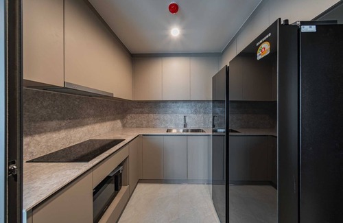 Huai Khwang Appartement | 2-bedroom apartment in pleasant Bangkok with WiFi, AC, fitness room