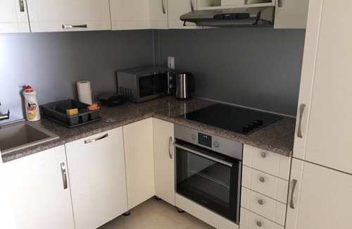 Donja Kostanjica Appartement | Appartement de 2 chambres avec plage privée et piscine à Kotor Bay