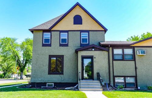 Roosevelt Appartement | 2 Bedroom Apartment near NDSU and Downtown Fargo