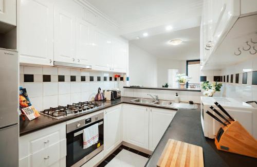 Darling Harbour Appartement | 2 Bedroom Apartment Pyrmont with Balcony