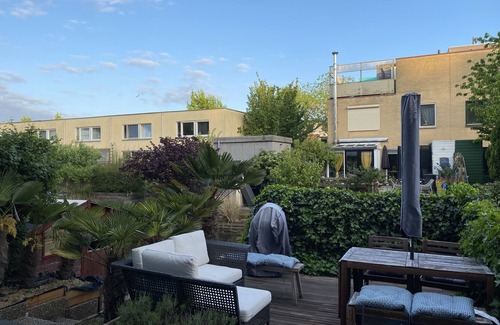 Amsterdam North Maison | 2 bedroom apartment with backyard and free parking