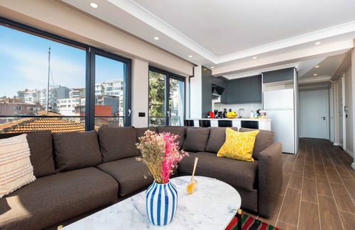 Taksim Appartement | 2-bedroom apartment with Bosphorus view, WiFi and AC in brilliant Istanbul