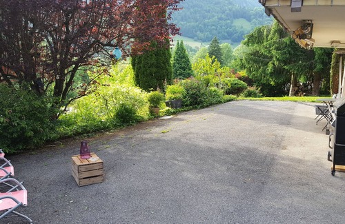 Serraval Appartement | Appartement avec JACUZZI PRIVATIF proche stations ski vue imprenable 2 chambres