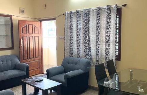 Panduranga Nagar Appartement | 2 - Bedroom Apartment with balcony beautiful view.