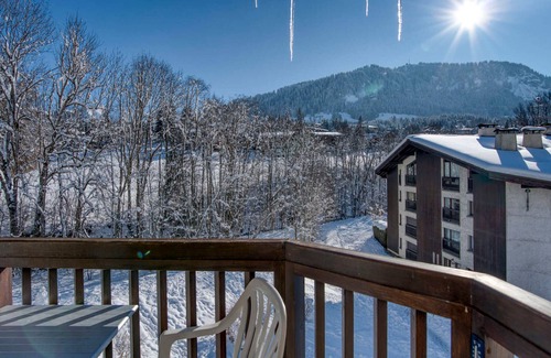 Megeve Appartement | Appartement 2 chambres avec piscine et wifi, proche centre Megève
