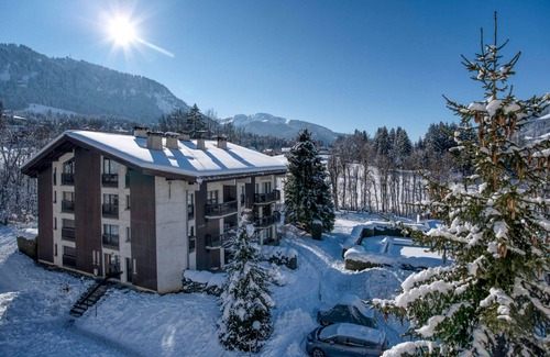 Megeve Appartement | Appartement 2 chambres avec piscine et wifi, proche centre Megève
