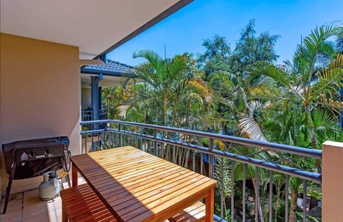 Mermaid Waters Appartement | 2 Bedroom Apt at the award winning family friendly resort at Mermaid Beach QLD.