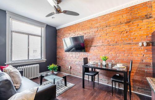 Central Hamilton Appartement | 2 Bedroom Apt Near Downtown - King Bed Netflix