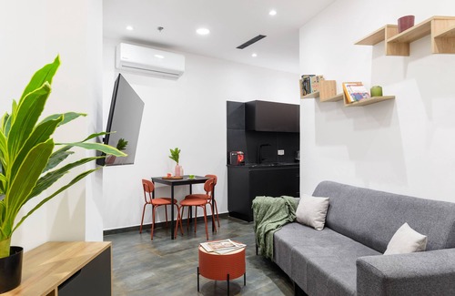 Tel Aviv Appartement | 2 Bedroom Apt next to the beach and dizingov center
