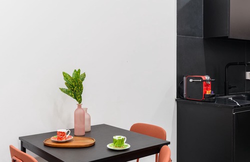 Tel Aviv Appartement | 2 Bedroom Apt next to the beach and dizingov center