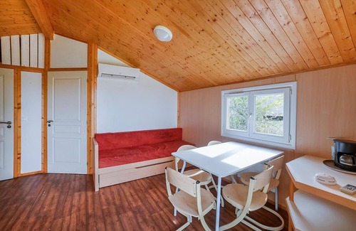 Barjac Maison | Superbe maison de 2 chambres à Barjac